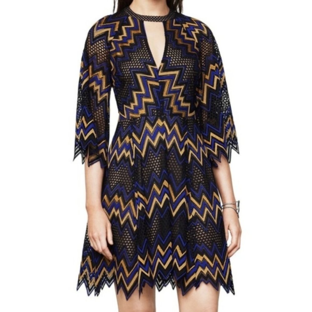 NWT BCBGMaxAzria Selena Lace‎ Halter Dress